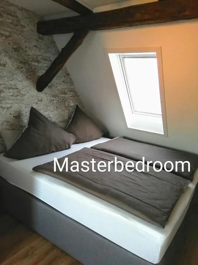 Loft 2020 Hirmer Zirndorf 0*,  Germany
